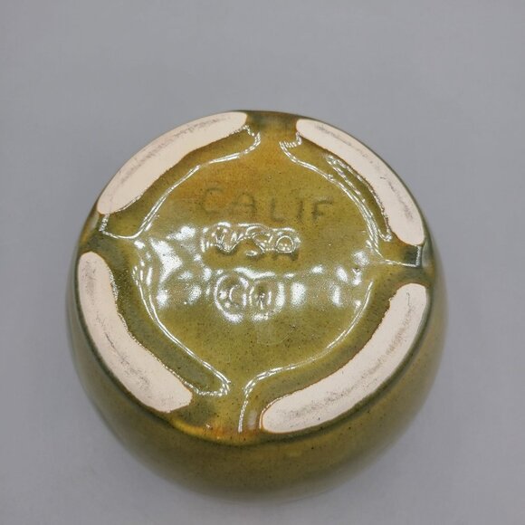 Vintage California USA Ceramic Planter Green Textured Design Mid Century - Picture 5 of 6